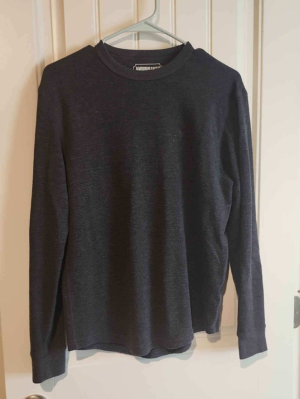 American Eagle Outfitters Men's Charcoal Henley Thermal Shirt